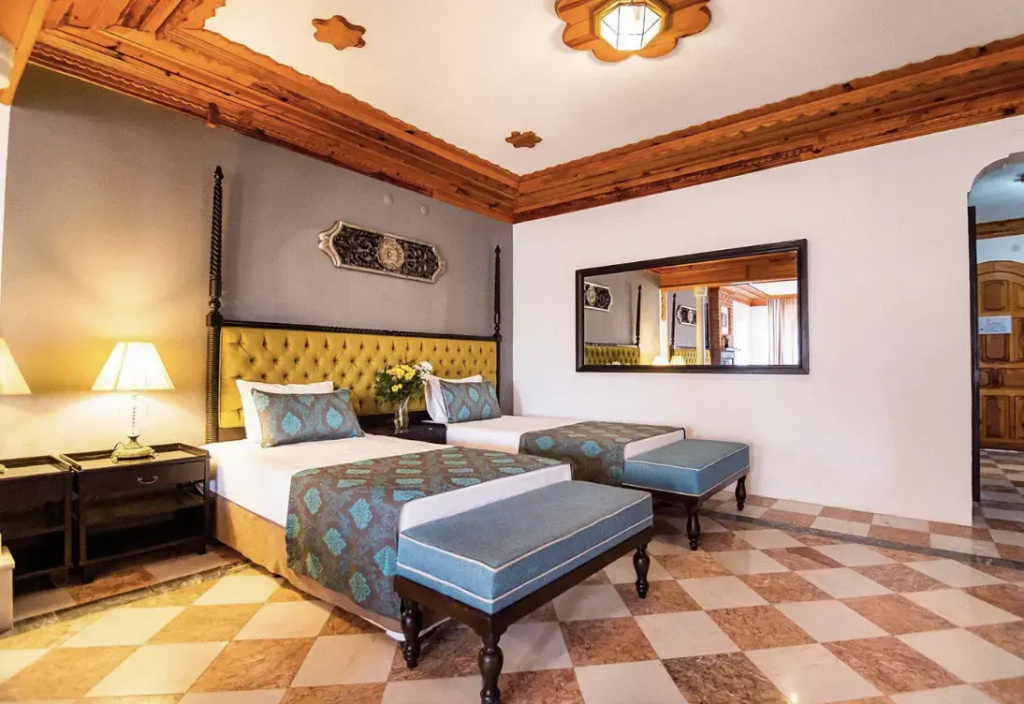 Superior Triple room