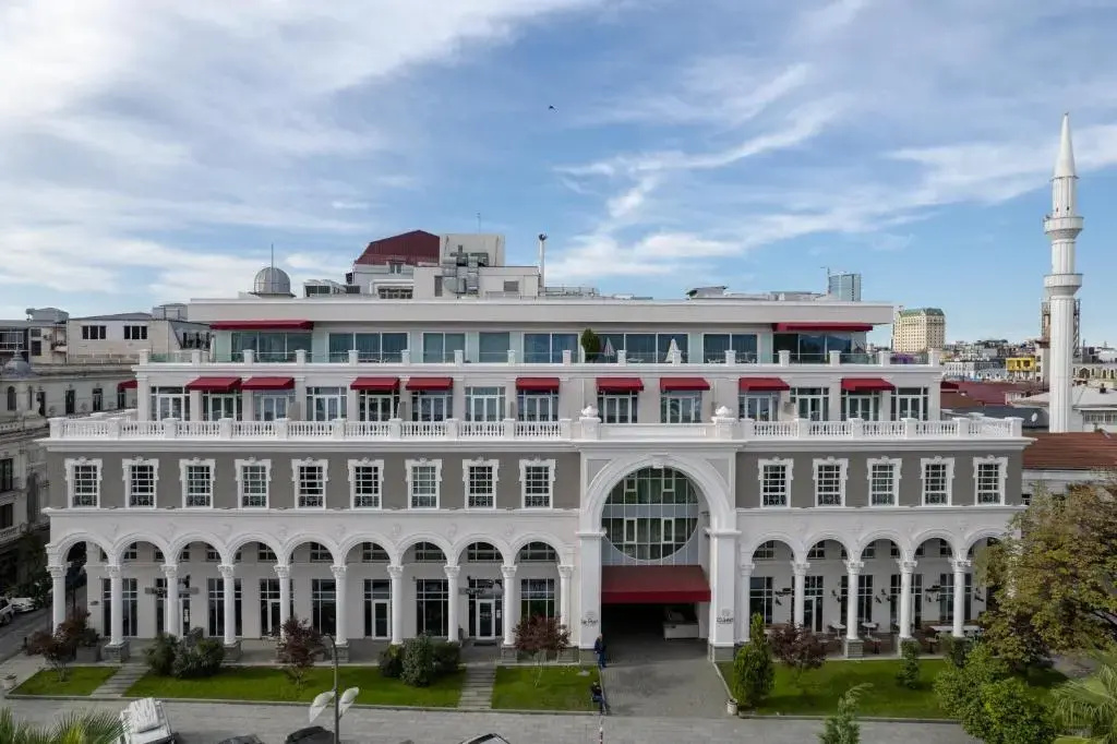 Отель Le Port Boutique Apart Hotel (by Travel Agency) — фото