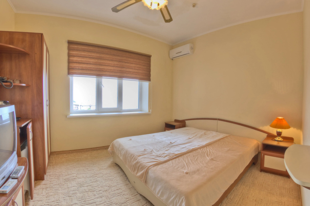 2 Bedrooms Standard Quadruple room with sea view