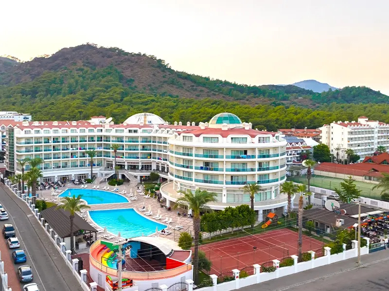 Pineta Park Deluxe Hotel — фото