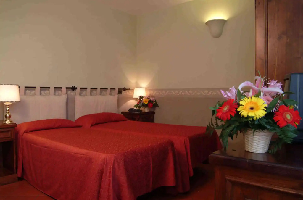Hotel Domus Sessoriana - Chambres