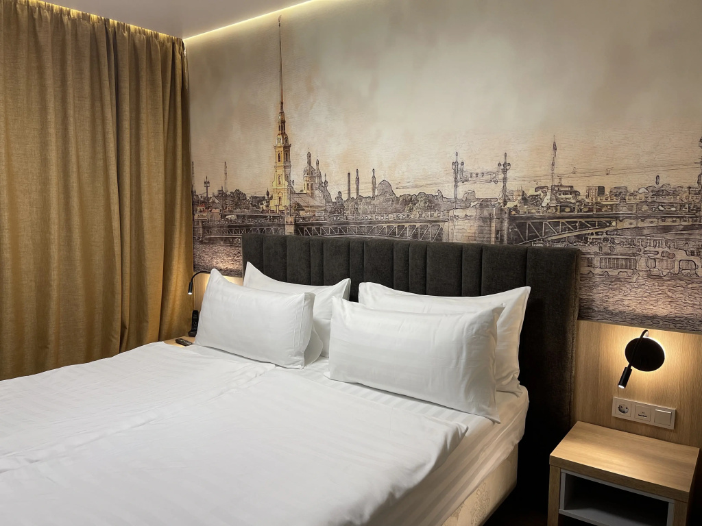 Moskva Hotel Room Type - Nevsky Double Suite with view full double bed
