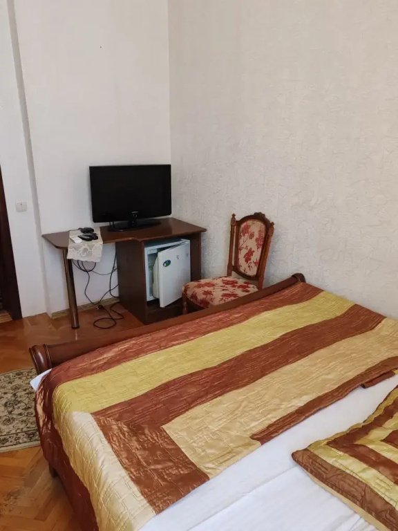 Standard Double Apartment with courtyard view (full double bed)