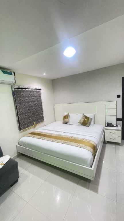 Executive room