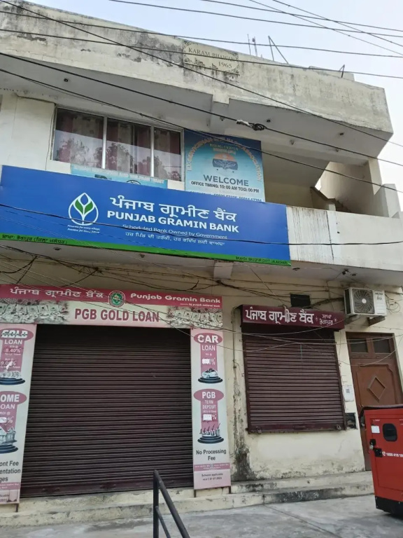 Highway Homestay Bhogpur Private house