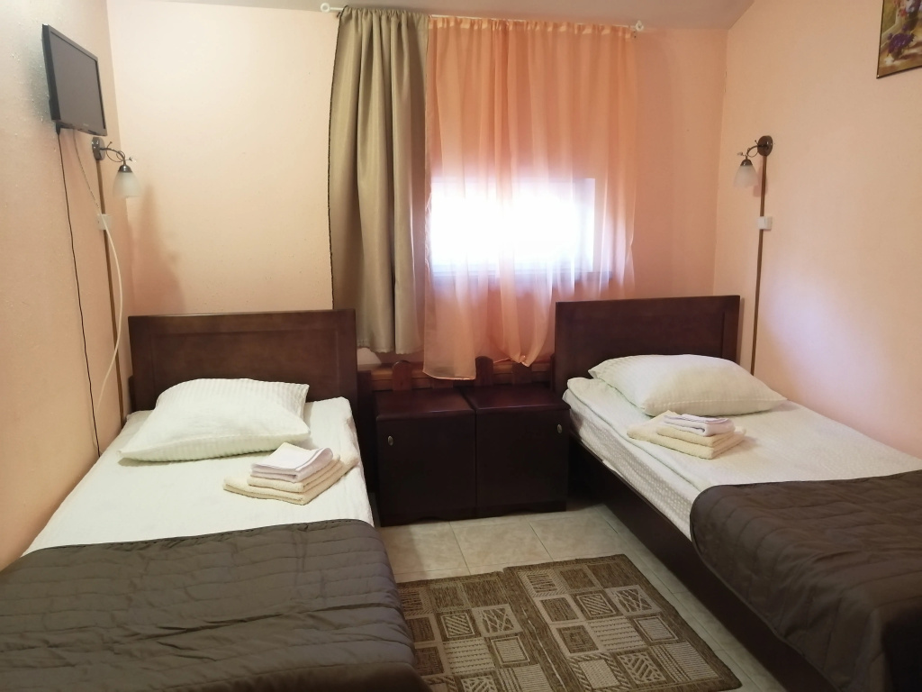 Rubikon Hotel Room Type - Standard Double room with courtyard view twin beds