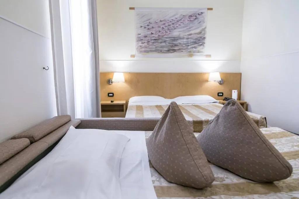 Hotel Aphrodite Room Type - Triple room Standard