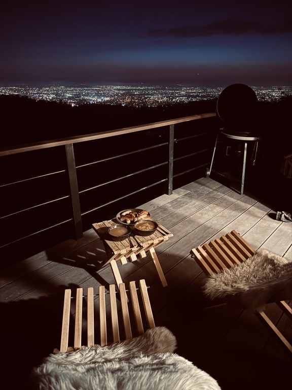 Шале с красивым видом из окна в SweeDom