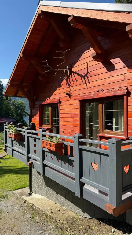 Sextuple Chalet with balcony and with lake view