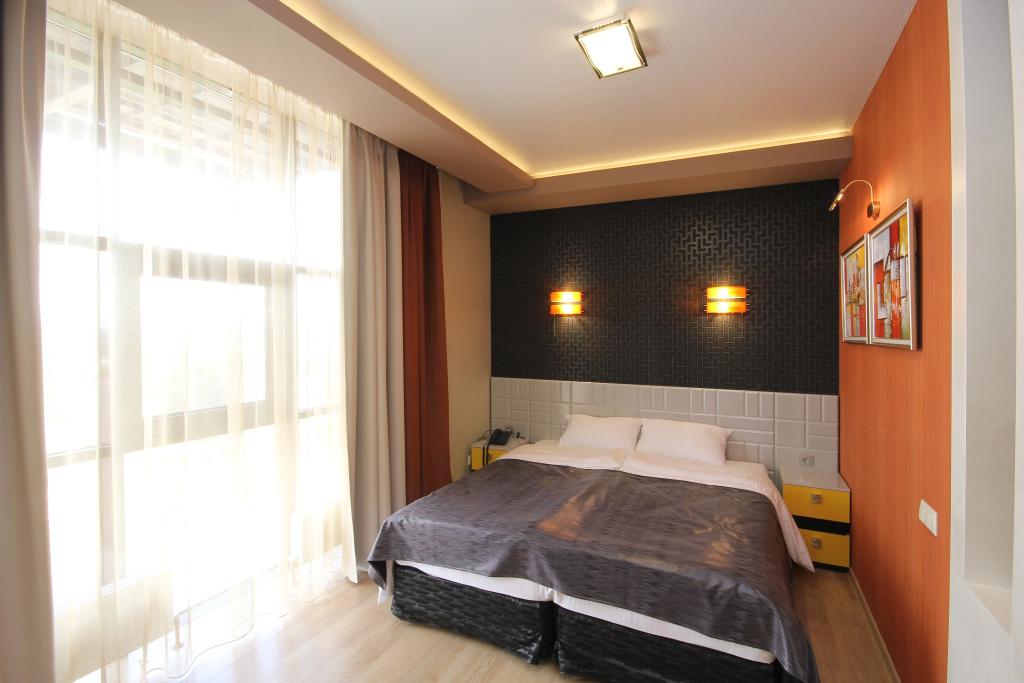 Gorodskoi Absolyut Hotel Room Type - Munich superior  Double room with city view full double bed