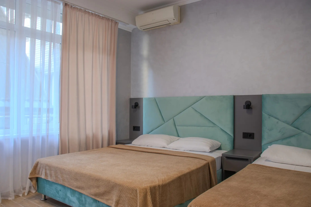 Sed'moe Nebo Room Type - Standard Double room with balcony and with courtyard view full double bed
