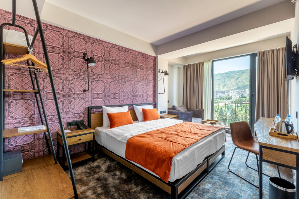 Superior Double room with balcony and with view (full double bed)