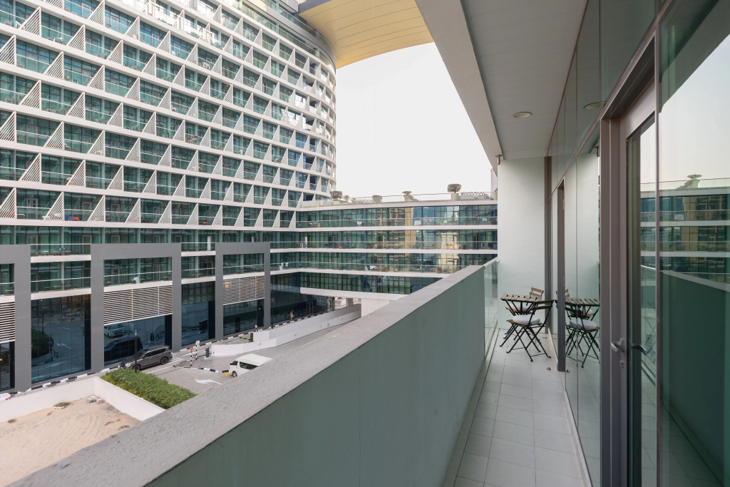 Stilny odnospalny oazis - otlichnoye raspolozhenie na ostrove Palm-Bich Apartments
