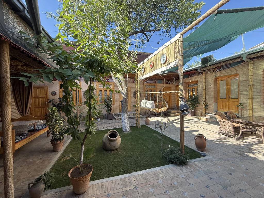 Meros Guest house