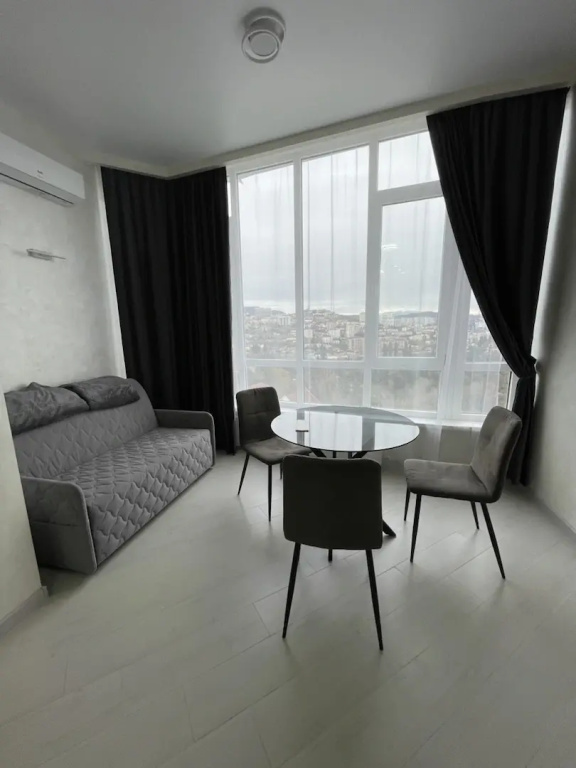 Отель Квартира MyHomeYourHome на ул. Виноградная д. 195/1 в Сочи