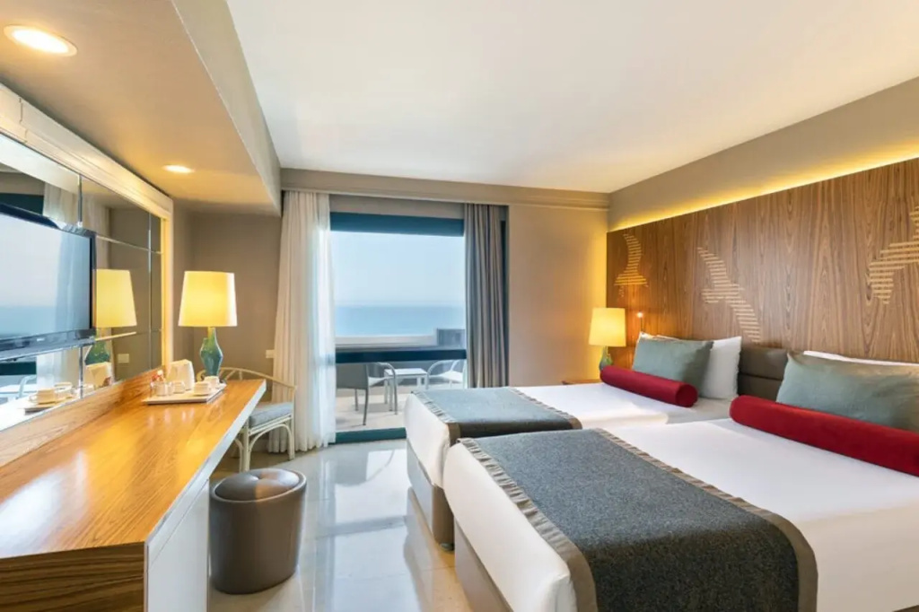Paloma Perissia Hotel — фото