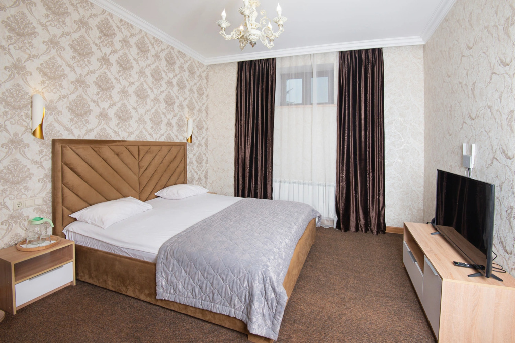 Economy Double room (full double bed)