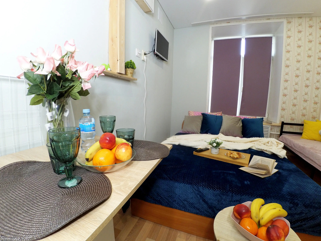 Студия 5 Тат Хаус на улице Нурсултана Назарбаева 9 в центре города у станции метро — фото