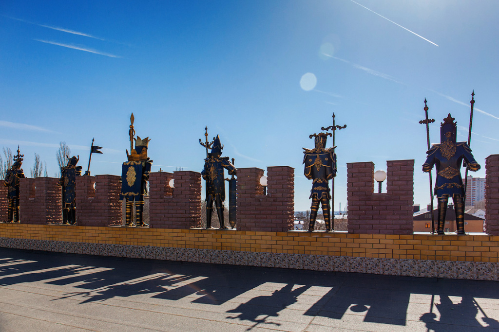 Замок Короля Воронеж Фото