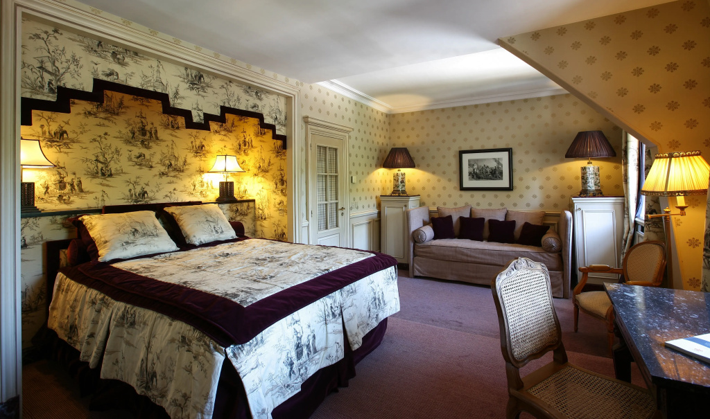 Superior room
