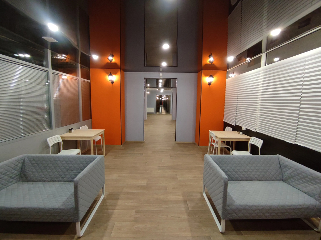 Lobby & Reception