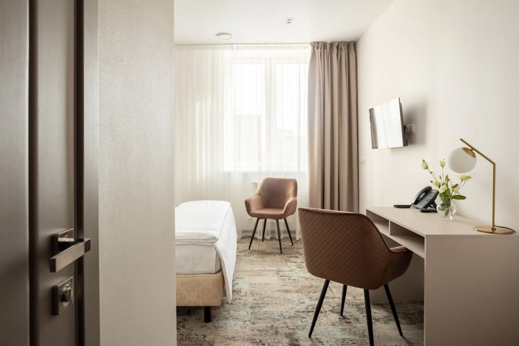 Express-Hotel Meliot Hotel Room Type - Standard Comfort Double room full double bed
