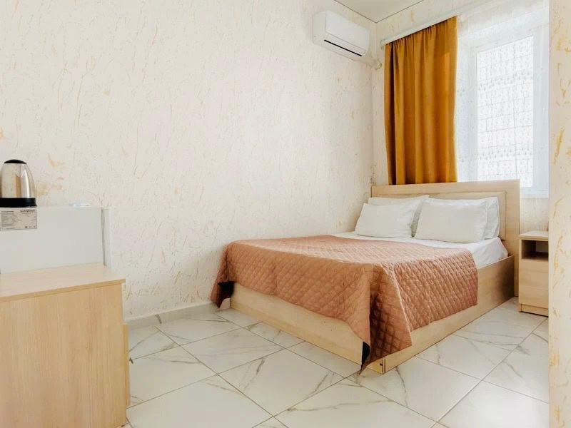 Comfort Double room with courtyard view (full double bed)
