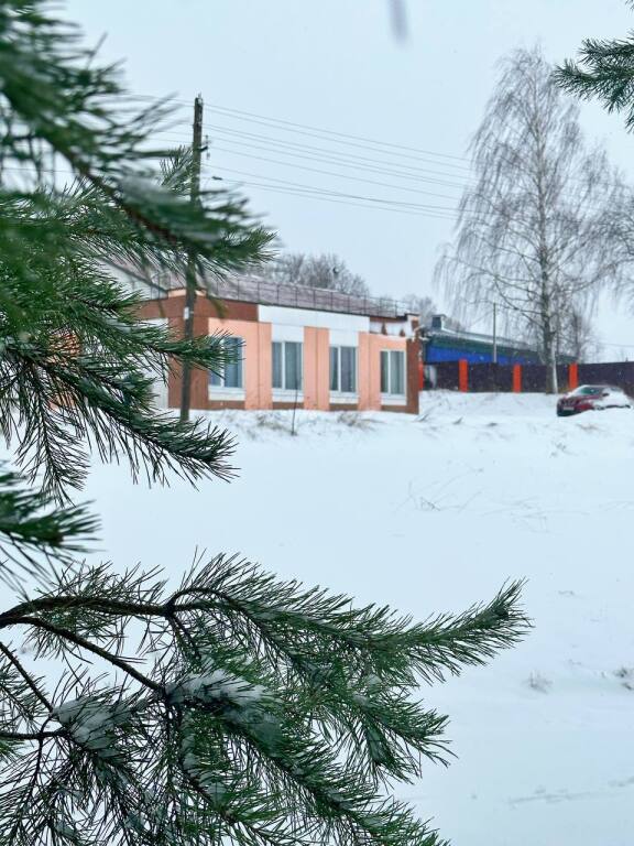 Четырёхместные апартаменты с 2 комнатами с красивым видом из окна в Мичуринское озеро