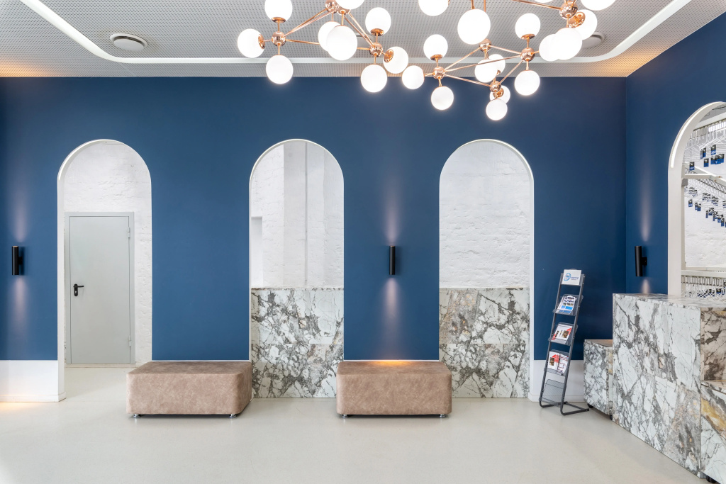 Lobby & Reception