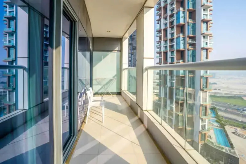 Paramount Tower 1 BR Apartments