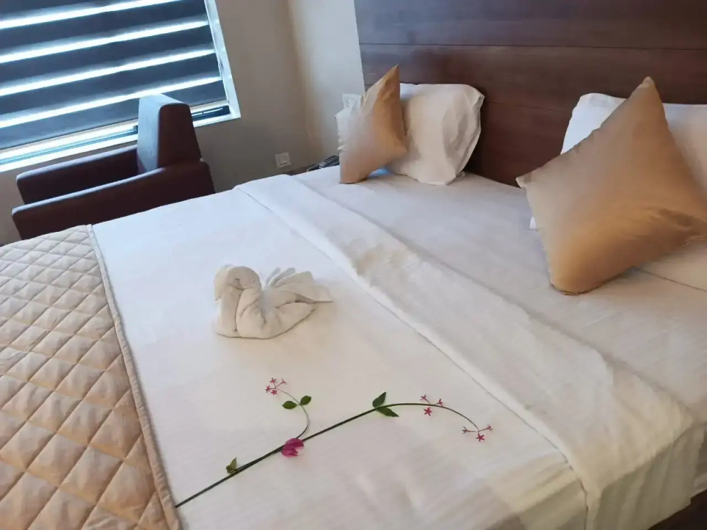 Economy room