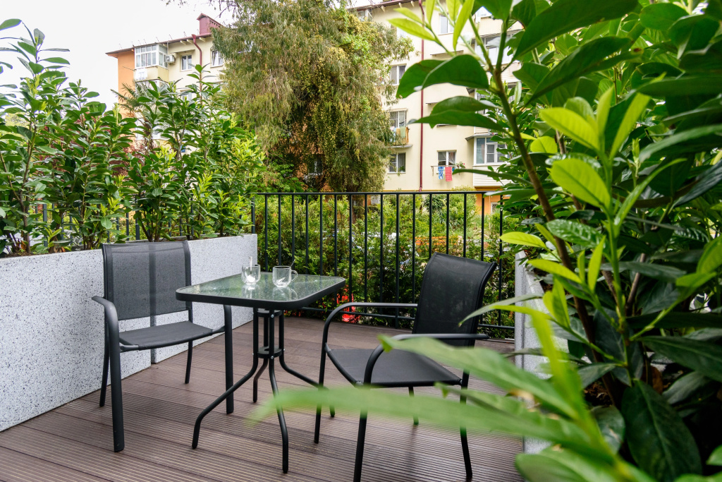 Lissabon Neolit Apart Hotel Room Type - Terrace Double Duplex Apartment full double bed