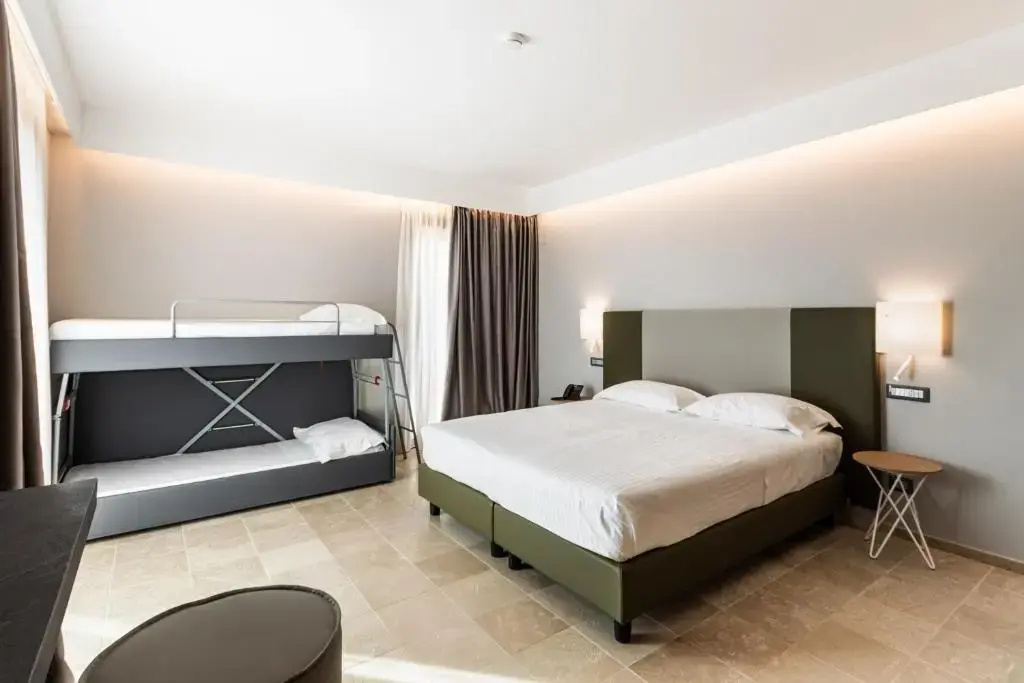Deluxe Family room with city view