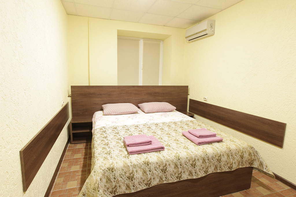 Standard Double room (full double bed)