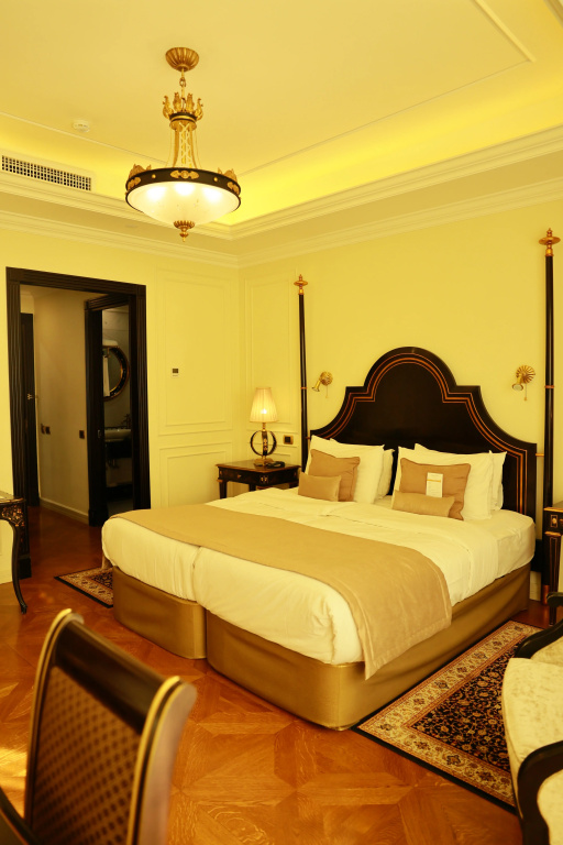 Golden Palace Hotel Yerevan Room Type - Deluxe Double room with view (full double bed)
