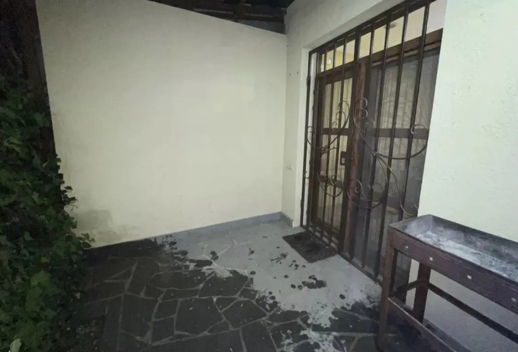 One-bedroom apartment with one living room, Paronyan 9 Flat