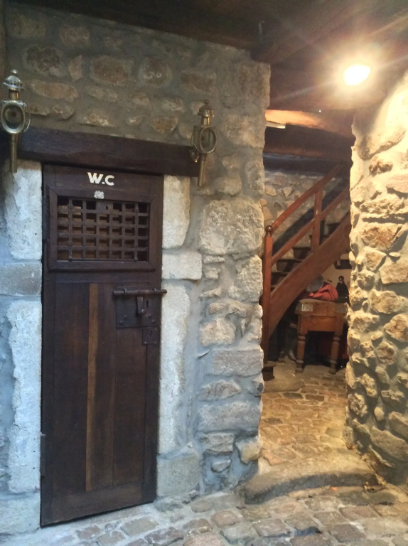 Aux Prisons de Montagny Guest House
