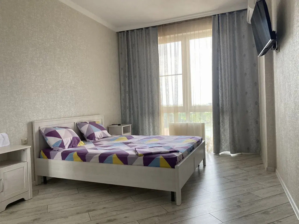 Квартира красивая квартира с видом на протоку - фото 4