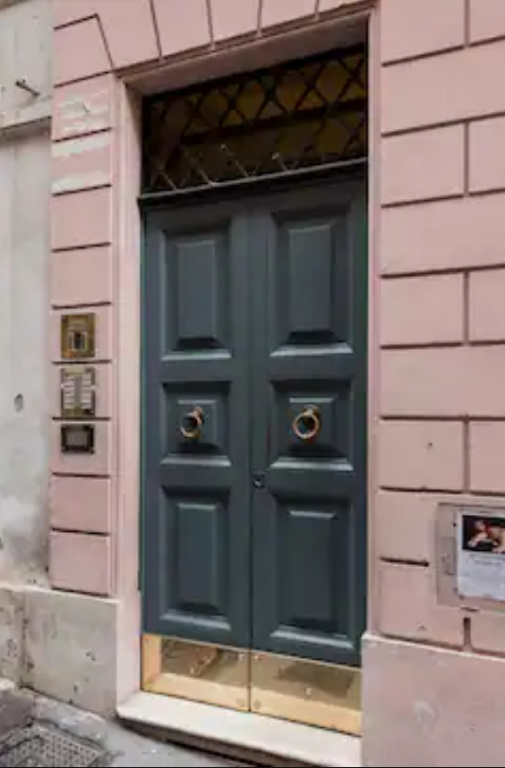 Gallery Spanish Steps Flat