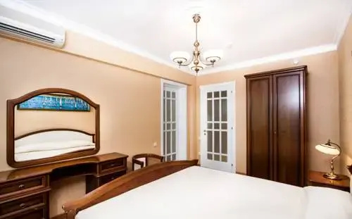 Sindika Spa-Hotel Room Type - Double Suite full double bed