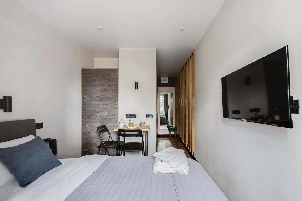 Апартаменты SMART LOFTS | Stone | 5 мин от метро Бауманская | Исторический дом — фото