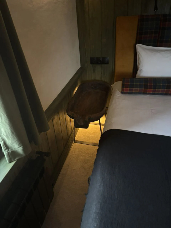 Трёхместный семейный номер Superior с видом на город в Конь в пальто