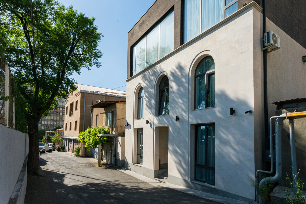 Estetico Boutique by KeyGo Hotel