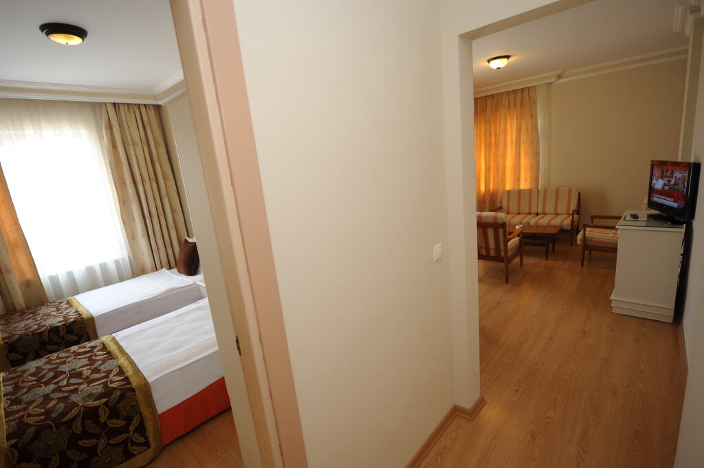 Полулюкс в Отель Suite Laguna