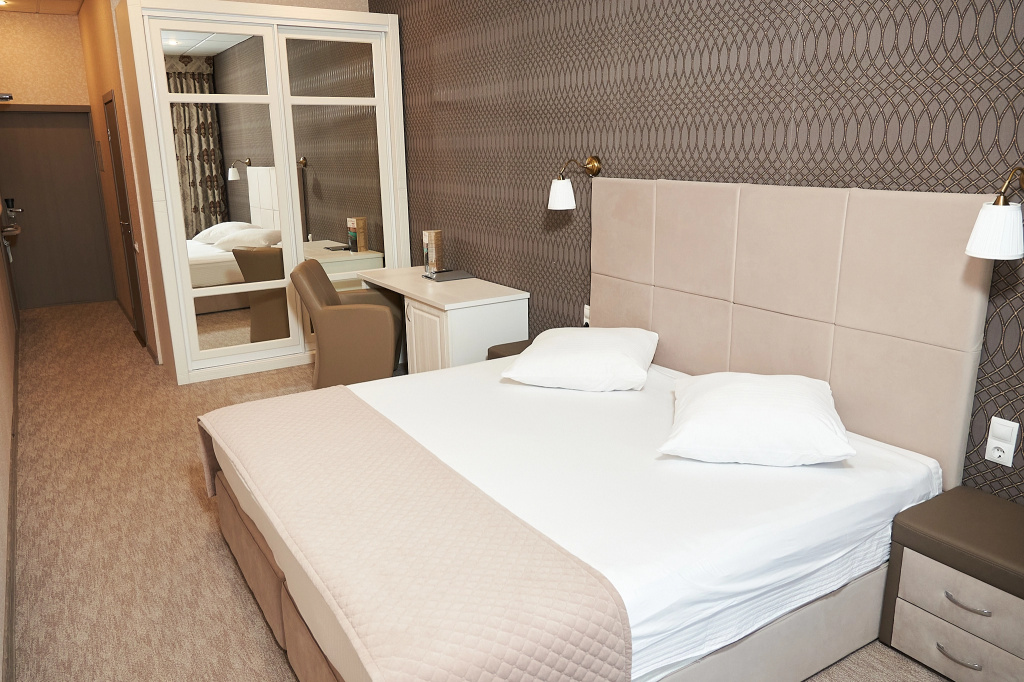 Gulliver Hotel Room Type - Standard Double room twin beds