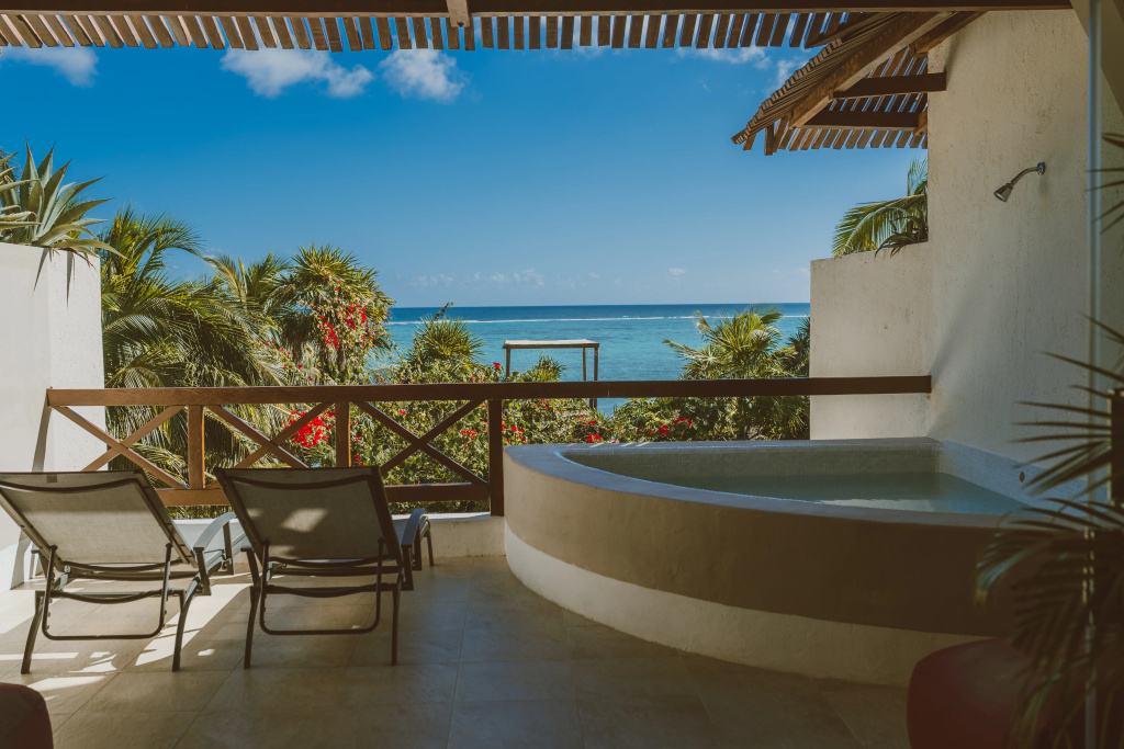Superior Deluxe Suite with ocean view