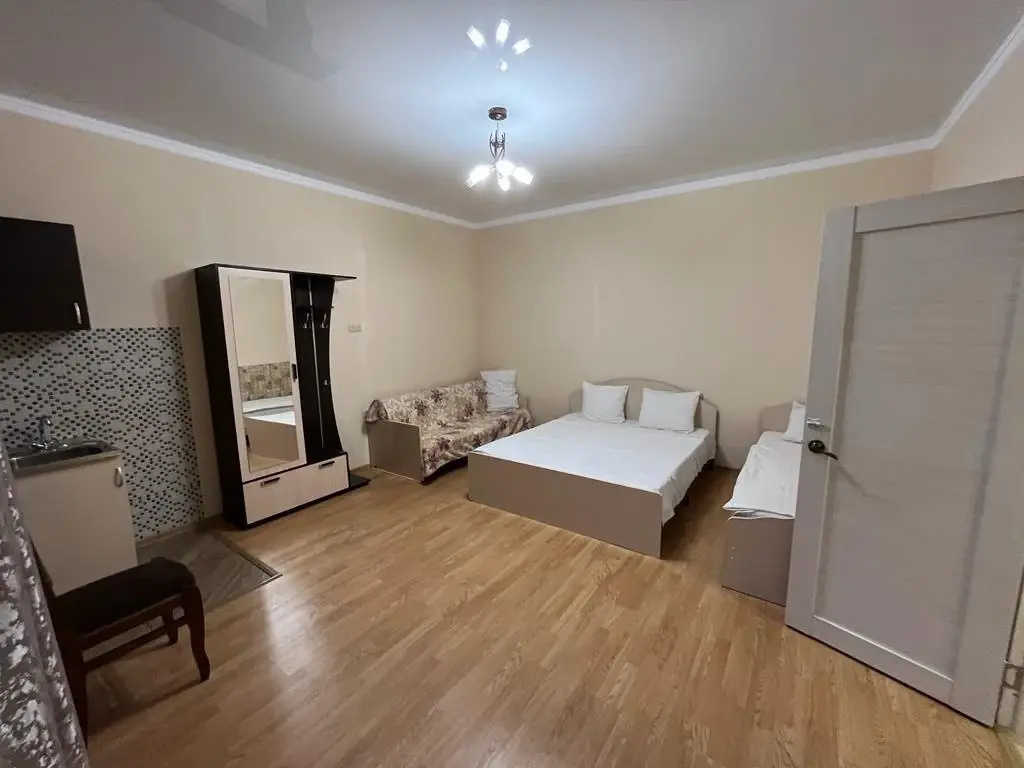 3 Bedrooms Standard room with courtyard view