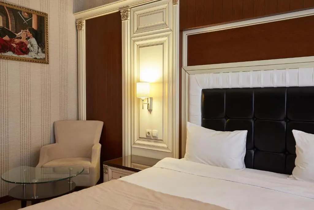 Boulevard Side Hotel - Chambres