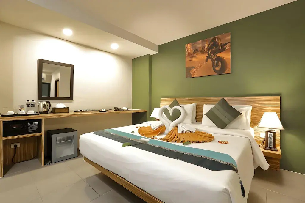 Standard Double room (full double bed)