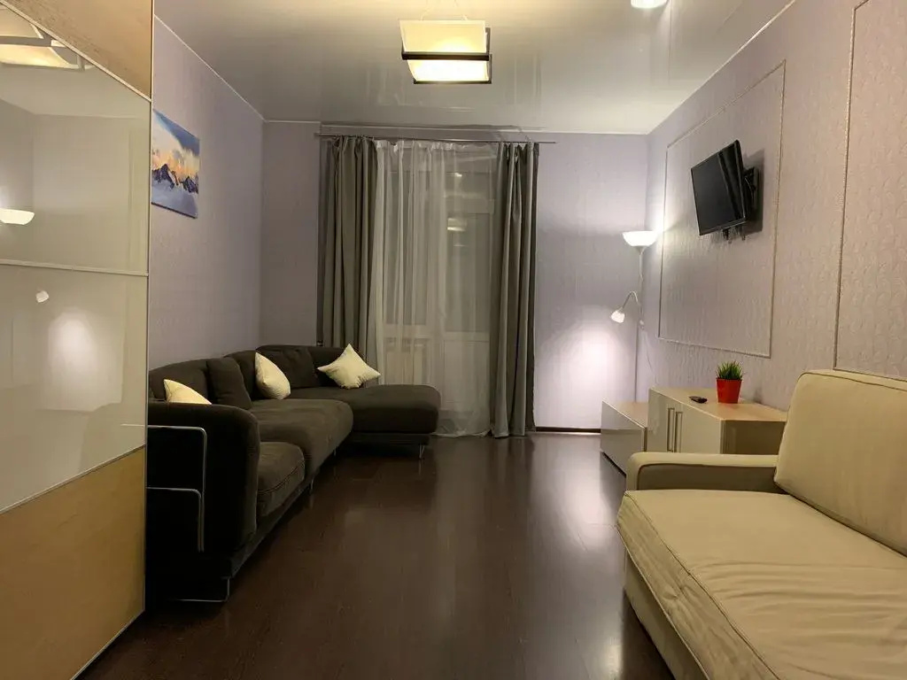 Апартаменты Видовая Трёшка на Коломяжском 15 — фото